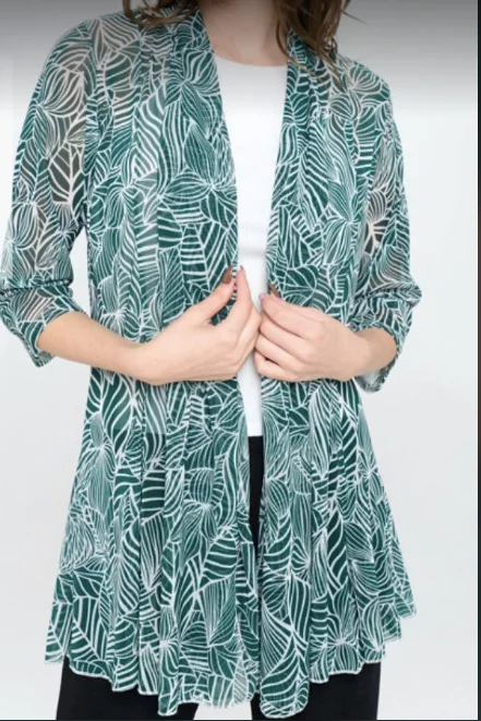 v neck women cardigan to elongate the necklineGreen 3/4 Sleeve Cardigan