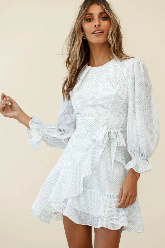 Wrap - Style Women Dress with Adjustable Fit for All Body TypesAgnes Long Sleeve Pleat Detail Dress White