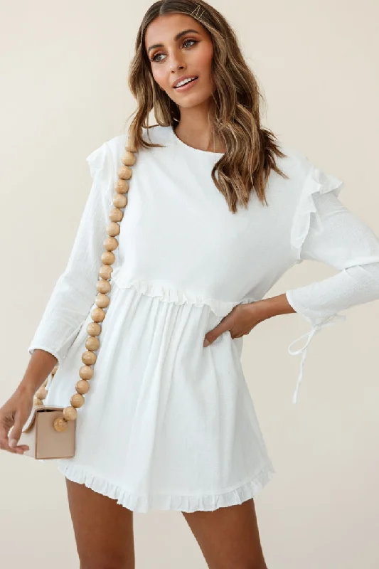 Empire Waist Women Dress to Accentuate the Bust and Conceal the WaistMarion Long Sleeve Shift Dress White