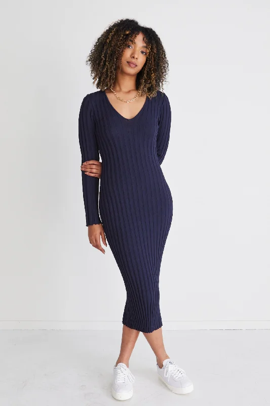 Plus Size Women Dress with a Flattering A - Line Cut for Comfort and StyleParker Indigo Ls V Neck Wide Rib Knit Dress