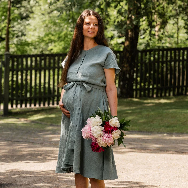 Midi dresses with off - the - shoulder necklines for a flirty lookFront Button Dress Brigit Mint Green