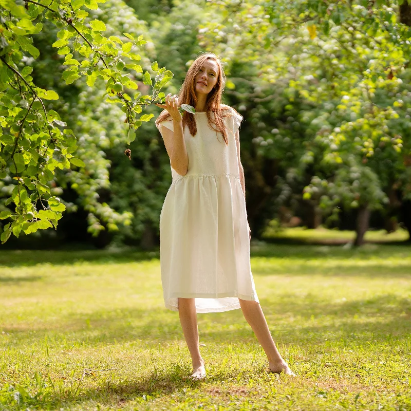 Midi dresses with denim fabric for a casual yet stylish day outSmock Dress Cecilia Pure White