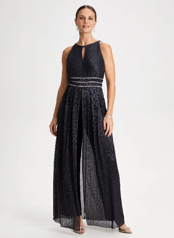 Midi dresses with fringe details for a fun and energetic styleMetallic Halter Neck Jumpsuit