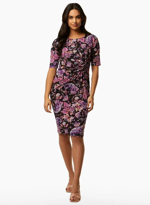 Midi dresses with printed lining for a hidden and stylish detailTwist Detail Paisley Print Dress