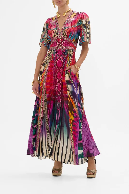 Maxi dresses with patchwork designs for a one - of - a - kind styleSHAPED WAISTBAND DRESS WITH FLUTTER SLEEVES SAHARA SUPERNATURAL