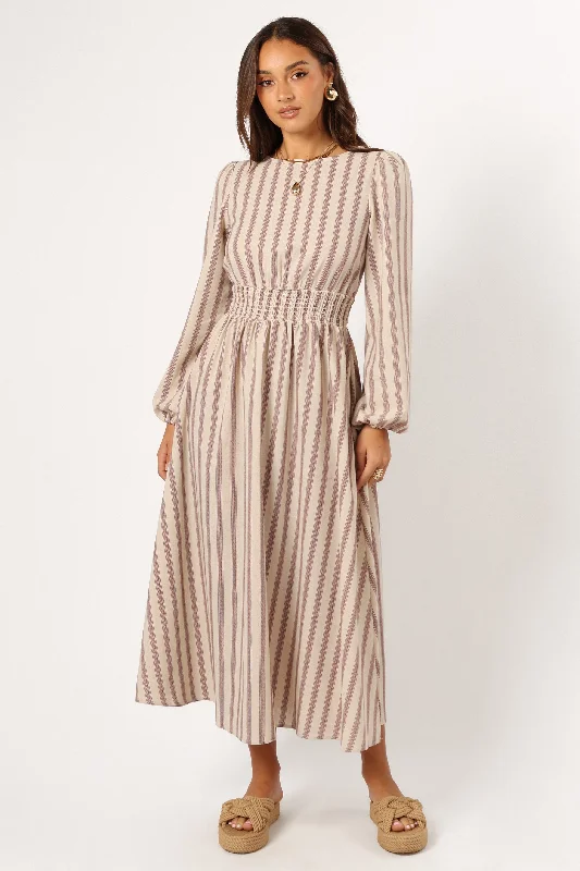 Maxi dresses with a keyhole back for a sexy detailJimi Long Sleeve Maxi Dress - Brown Stripe