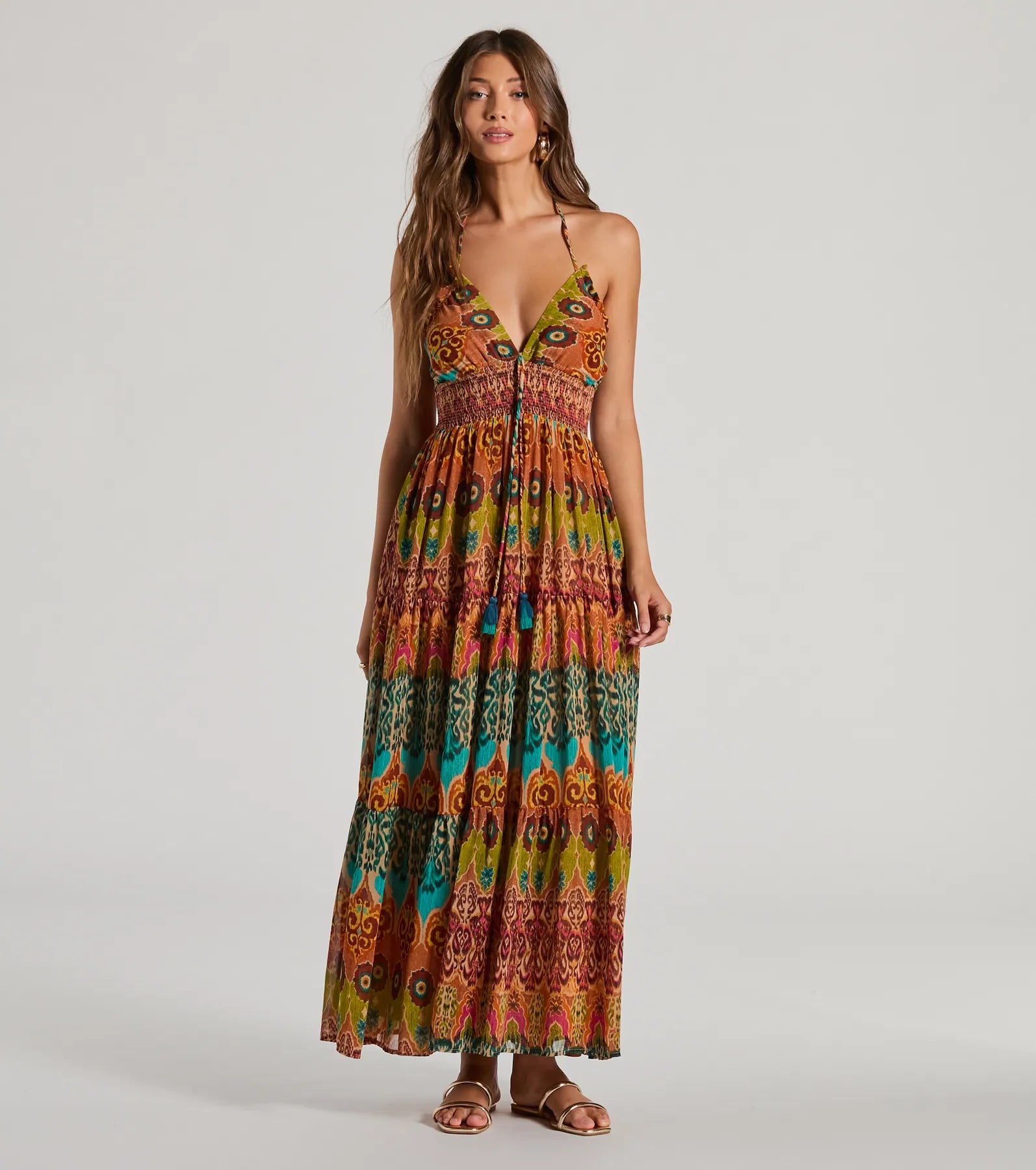 Maxi dresses with a ruched bodice for a more form - fitting and feminine shapeSummer Dreams Halter V-Neck Boho Chiffon Maxi Dress