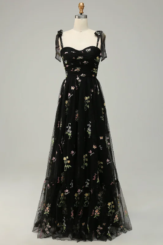 Cocktail dresses with a patchwork pattern and a mid - thigh lengthA Line Spaghetti Straps Black Long Prom Dress with Embroidery