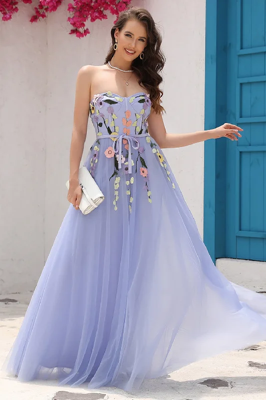 Geometric - printed cocktail dresses with a long - sleeve optionLavender A Line Sweetheart Prom Dress with Appliques