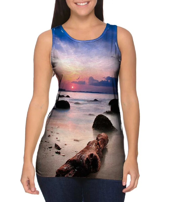 Women's Spaghetti Strap Tank Tops with Geometric PatternsLandscape 001