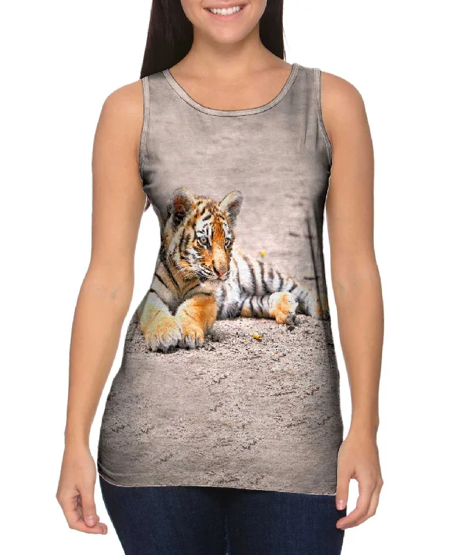 Plus Size Women's Ruffled Hem Tank Tops with Floral PrintsLittle Tiger Peek