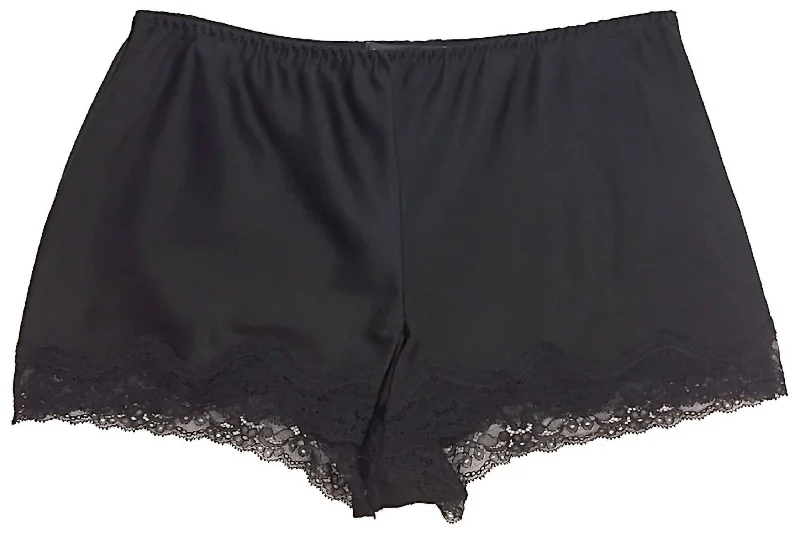 Elastic Waist Women Shorts for Easy Wear and ComfortSilk Tap Shorts In Black