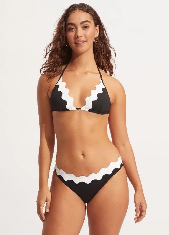 Striped bikini with a classic pattern for a timeless beach aestheticGia Ric Rac Hipster Pant - Black