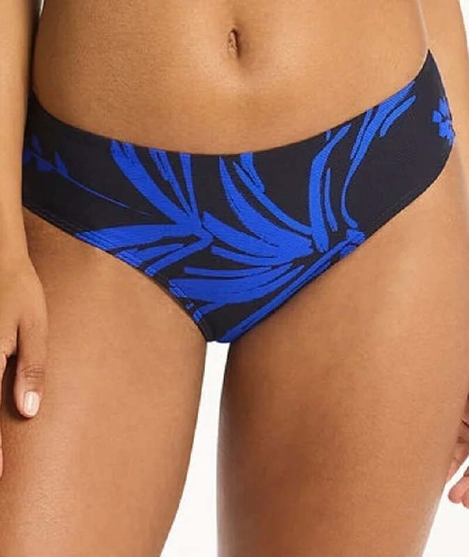 High - waisted bikini for a retro and tummy - flattering lookSea Level Tradewind Mid Bikini Brief - Night Sky