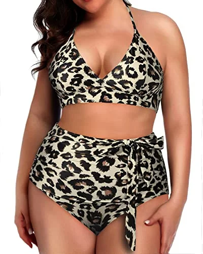 Push - up bikini top to enhance the bust for a confident beach appearanceFlattering Push Up Two Piece Swimsuits For Plus Size Women-Leopard